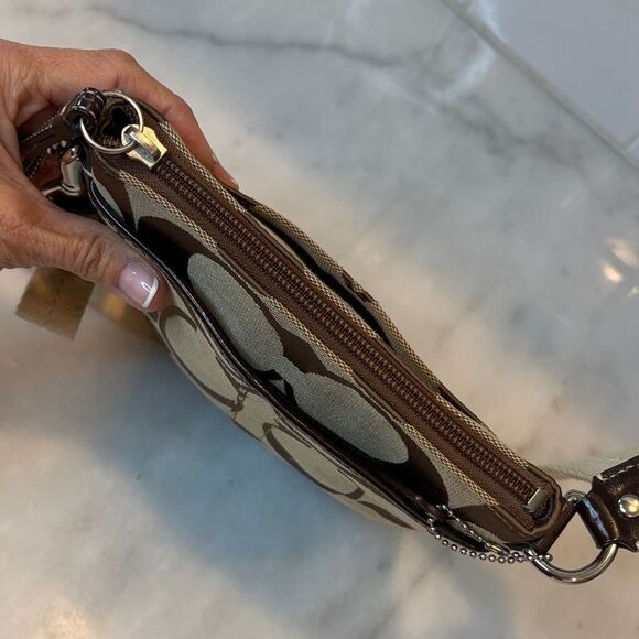 Coach Crossbody Purse Handbag Signature Stripe Jacquard Logo Swing Pack Bag - Picture 11 of 16